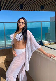 Polly Cavalona